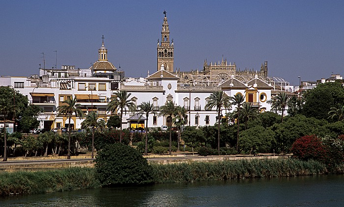 Kathedrale, Alcázar und Archivo General de Indias in Sevilla