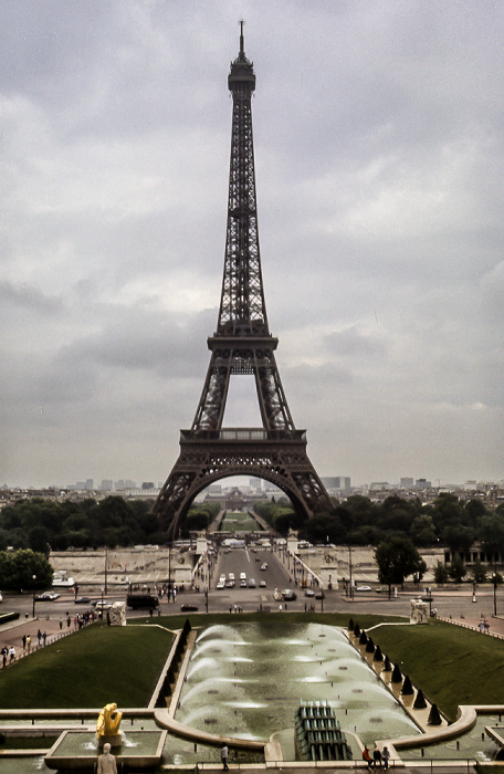 Fontaine du Trocadéro, Pont d'Iéna, Eiffelturm (Tour Eiffel), Marsfeld (Champ de Mars) Paris 1985