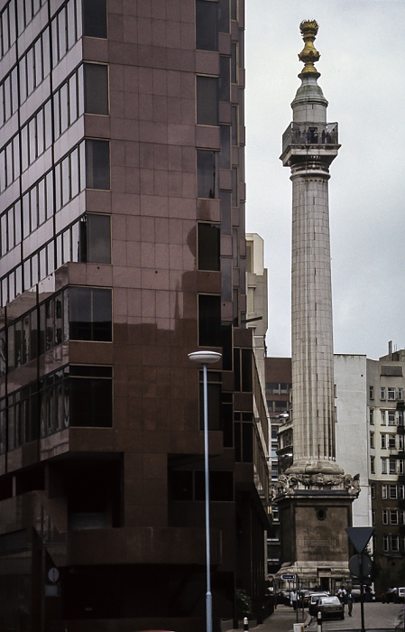 City of London: Peninsular House, Monument Street, Monument London 1985