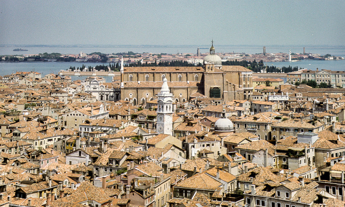 Blick vom Campanile di San Marco: In der Bildmitte oben Santi Giovanni e Paolo Venedig 1985