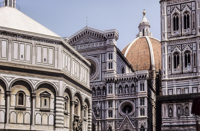 Piazza San Giovanni: Battistero di San Giovanni (Baptisterium San Giovanni), Cattedrale di Santa Maria del Fiore (Florentiner Dom) Florenz 1985