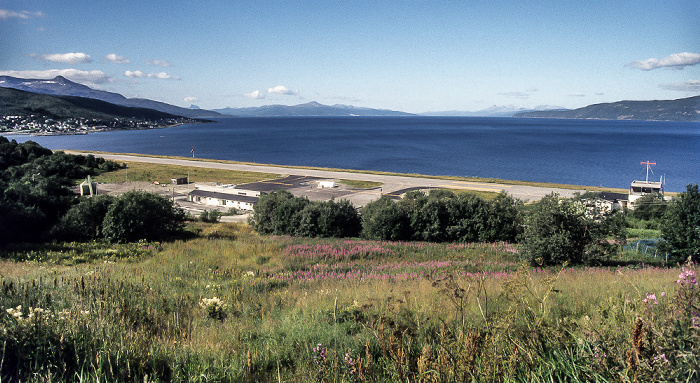 Flughafen Narvik (Narvik lufthavn), Ofotfjord (Ofotfjorden) Narvik