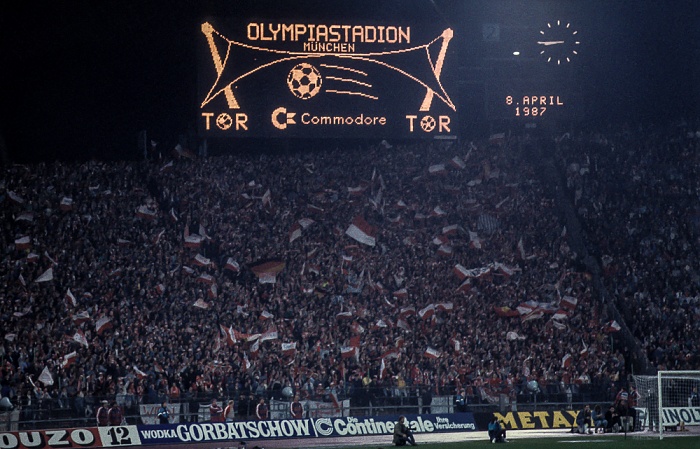 Olympiastadion: Europapokal der Landesmeister Halbfinalhinspiel FC Bayern München - Real Madrid