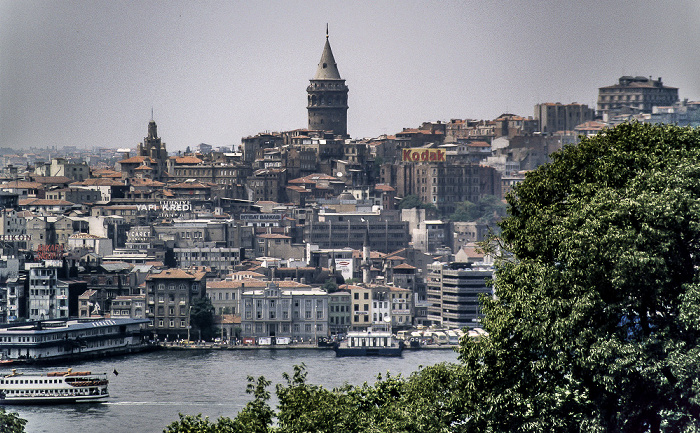 Blick vom Topkapı-Palast: Galata Istanbul 1988