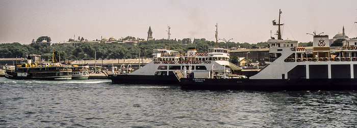 Goldenes Horn, Fatih mit Topkapı-Palast Istanbul 1988