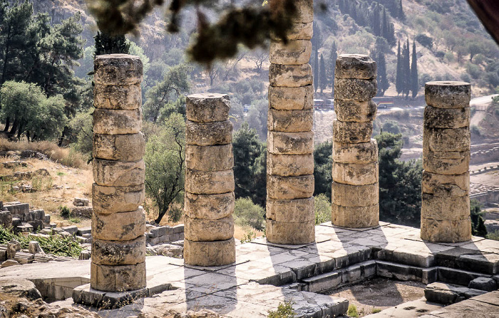 Heiliger Bezirk von Delphi: Apollon-Tempel Delphi