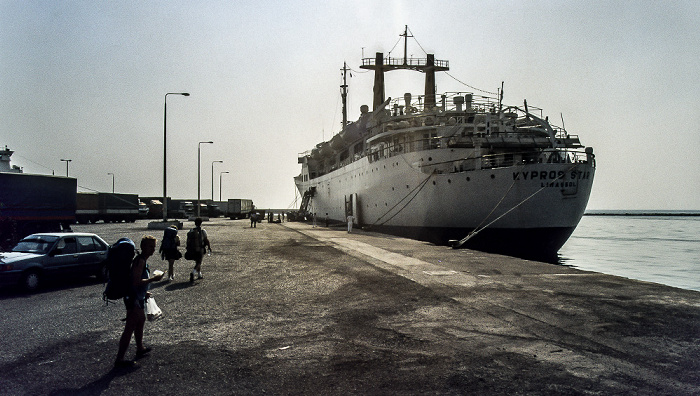 Hafen: Fähre Patras - Brindisi