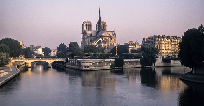 Seine, Île de la Cité mit Notre-Dame de Paris Paris 1988