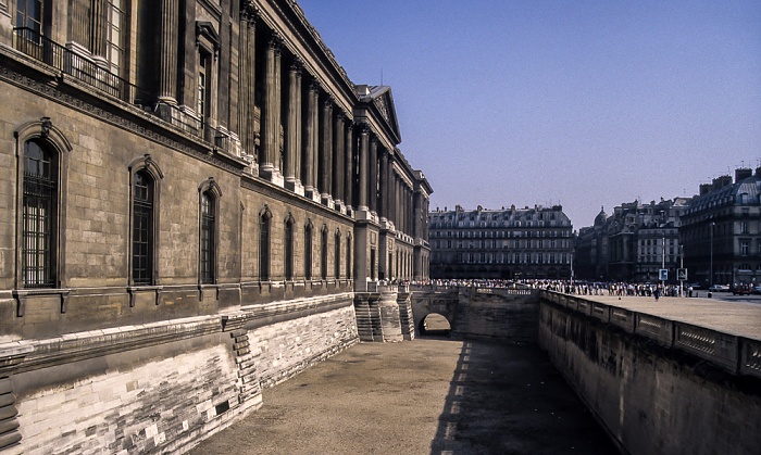 Musée du Louvre Paris 1988