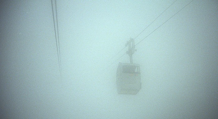 Seilbahn im Nebel Pilatus