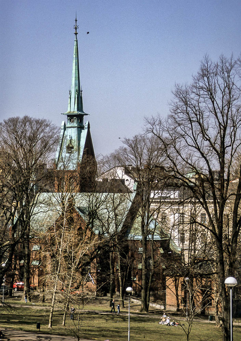 Blick vom Tähtitorninmäki (Observatoriumshügel): Deutsche Kirche (Saksalainen kirkko) Helsinki 1993