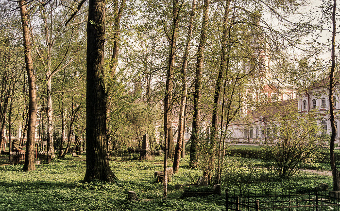Klosterinsel (Монастырский остров): Tichwiner Friedhof (Тихвинское кладбище) Sankt Petersburg