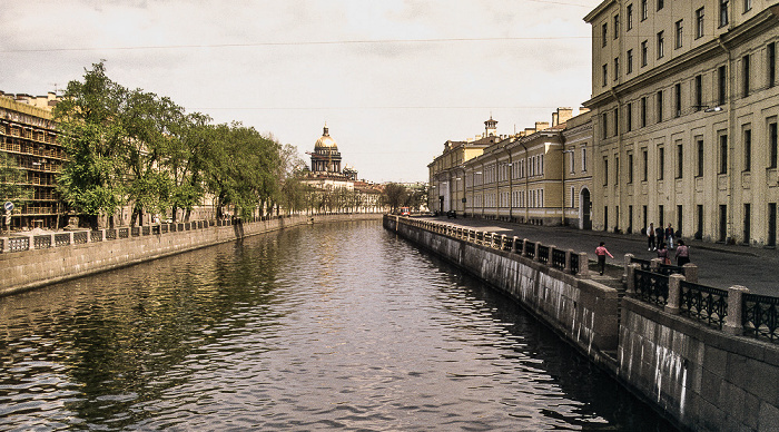 Blick von der Pozelujew-Brücke (Поцелуев мост): Moika (Мойка) Sankt Petersburg