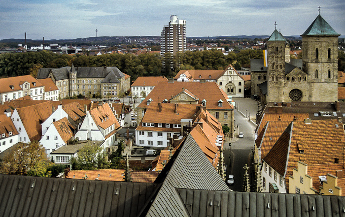 Osnabrück Blick von St. Marien (Marienkirche): Altstadt  Bischöfliches Palais Dom St. Peter Gymnasium Carolinum Iduna-Hochhaus Kleine Kirche Schinkelturm