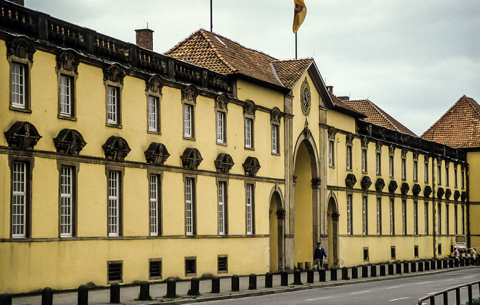 Neustadt: Neuer Graben - Schloss Osnabrück
