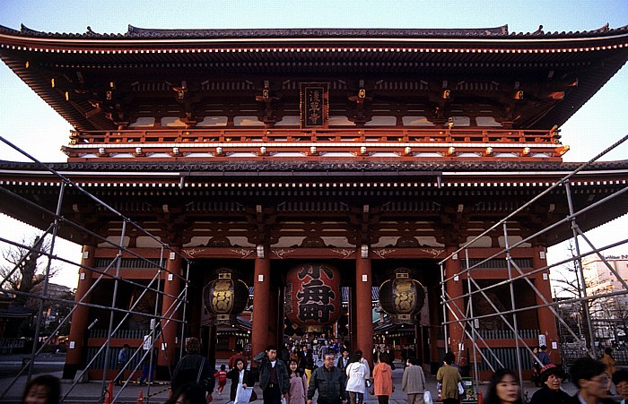Senso-ji: Hozomon-Tor Tokio