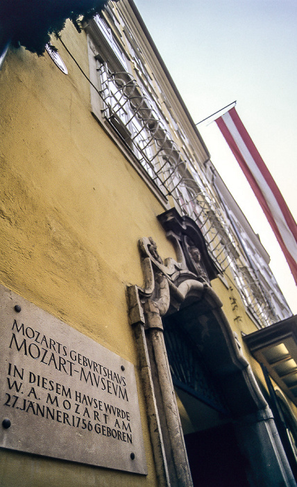 Altstadt: Getreidegasse - Mozarts Geburtshaus Salzburg 1995