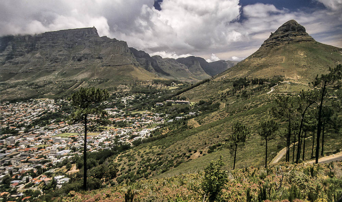 Kapstadt Blick vom Signal Hill: Tafelberg, Zwölf Aposteln, Löwenkopf