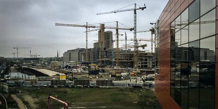 Blick von der Info-Box Potsdamer Platz: Potsdamer Platz / DaimlerChrysler-Areal mit debis-Haus (Baustelle) Berlin 1997