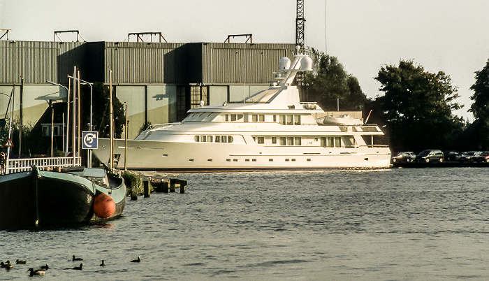 's-Gravenwater, Kaagerpolder mit der Royal Van Lent Shipyard Kaag