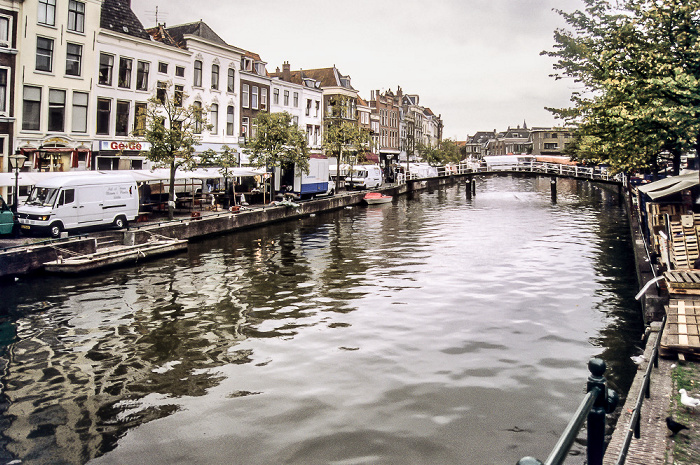 Nieuwe Rijn mit der Sint Sebastiaansbrug Leiden