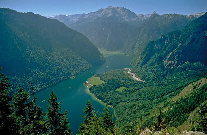 Südlicher Teil des Königssees mit St. Barholomä Königssee