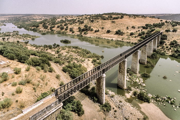 Eisenbahnbrücke über den Rio Guadiana Alentejo