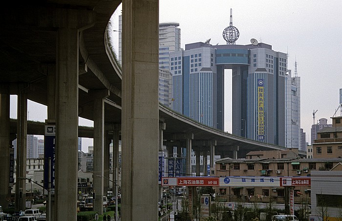 Puxi: Yan'an East Road Interchange (Nanbei Elevated Road and Yan'an Elevated Road) Shanghai