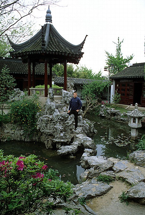 Shanghai Garten der Augenweide (Daguanyuan-Garten, Grand View Garden): Jürgen am kleinen See