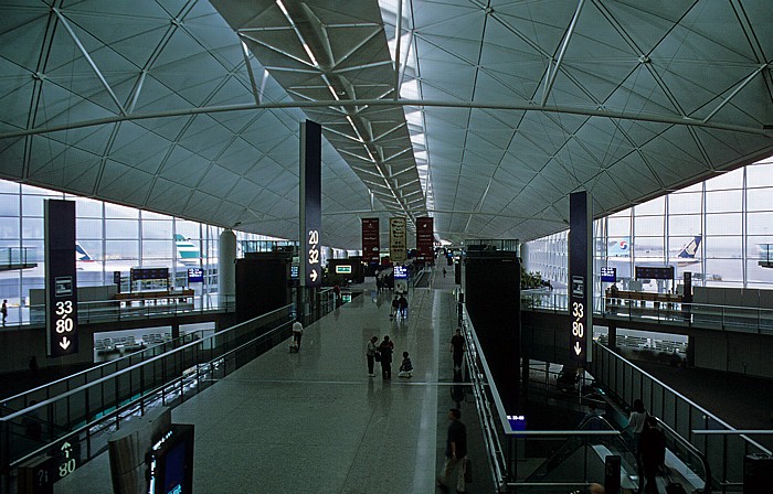 Hongkong Chek Lap Kok Flughafen: Abflughalle