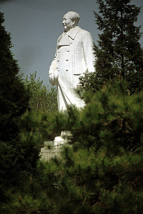 Peking Sportuniversität: Statue Maos