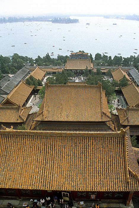 Peking Neuer Sommerpalast (Yíhéyuán): Blick vom Berg der Langlebigkeit (Neuer) Sommerpalast Kunming Hu