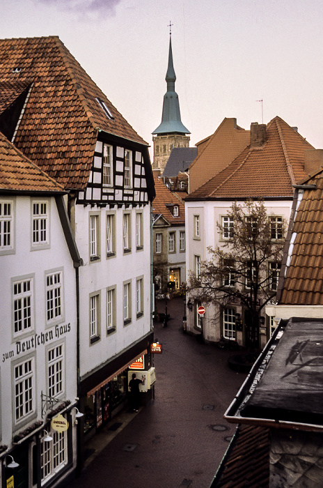 Blick vom Waterloo-Tor: Heger-Tor-Viertel (Altstadt) mit der Heger Straße Osnabrück