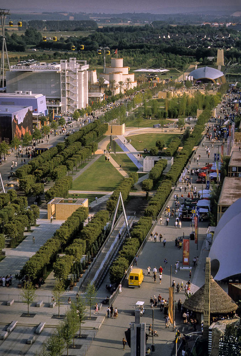 EXPO 2000: Blick von der Postbox - Pavillons Ost, Gärten im Wandel Hannover