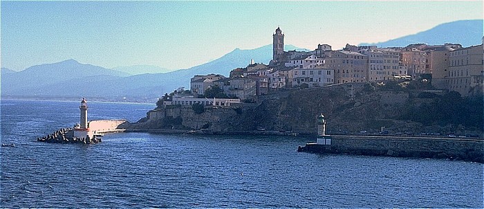 Bastia Zitadelle mit der Église Sainte-Marie Alter Hafen