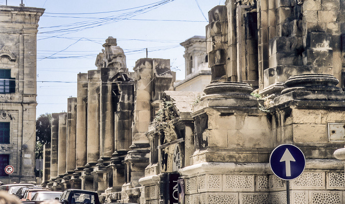 Triq Nofsinhar, Pjazza Teatru Rjal (Opernhaus) Valletta