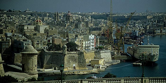 Senglea Blick von Valletta St.-Philips-Kirche Vedette