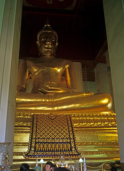 Ayutthaya Historical Park: Viharn Phra Mongkol Bophit: Buddha-Statue
