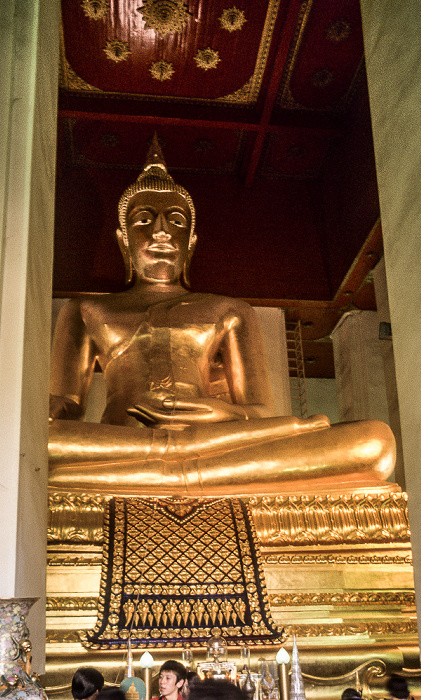 Ayutthaya Historical Park: Viharn Phra Mongkol Bophit: Buddha-Statue Ayutthaya