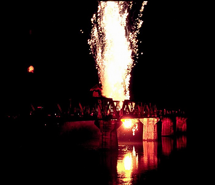 River Kwai-Brückenfestival Kanchanaburi
