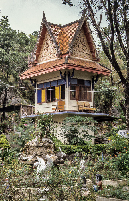 Tham Khao Poen Kanchanaburi