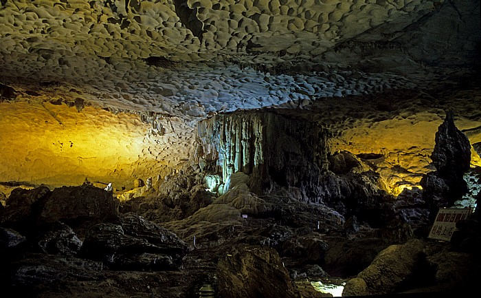 Sung Sot-Höhle Halong Bay