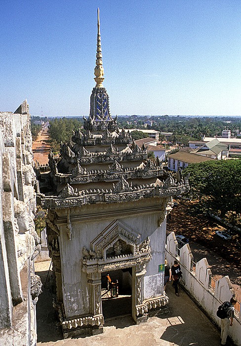 Vientiane Blick vom Patou Say Avenue Lane Xang