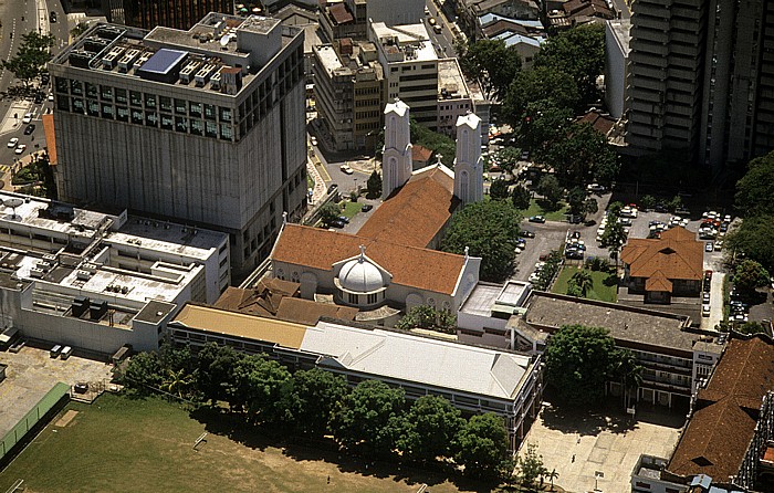 Blick vom Kuala Lumpur Tower: St John's Cathedral