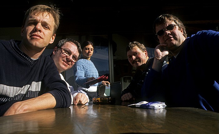 Halbweghütte: V.l. Ralph, Uwe, Boris, Jürgen Mendelpass