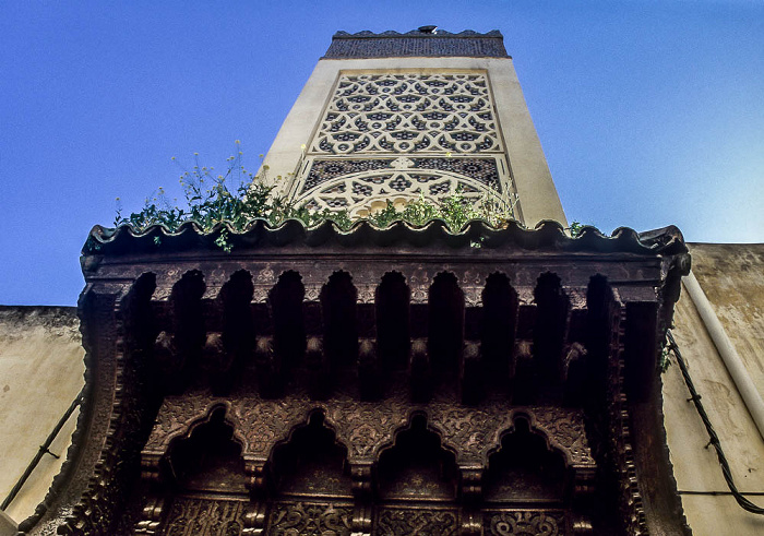 Fès Minarett der Medersa Bou Inania