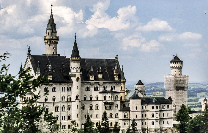 Blick von der Marienbrücke: Schloss Neuschwanstein Schwangau