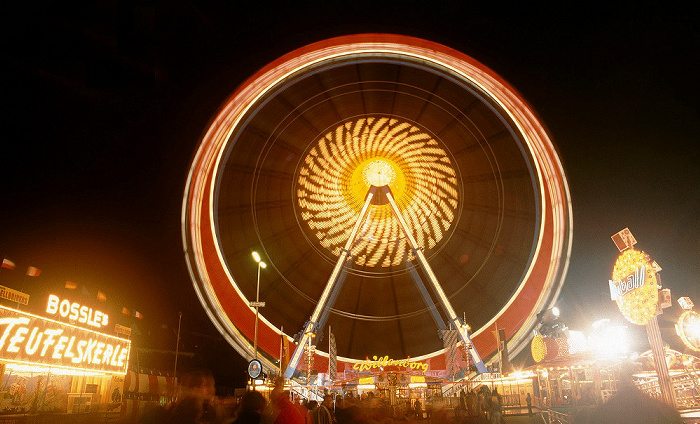 Theresienwiese: Riesenrad auf Oktoberfest München