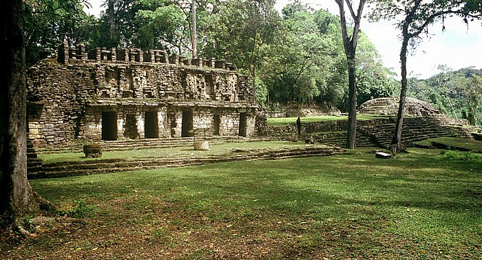 Yaxchilán Labyrinth