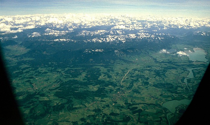 Bayern - Landkreis Weilheim-Schongau (unten) / Landkreis Ostallgäu (oben) Steingaden Luftbild aerial photo
